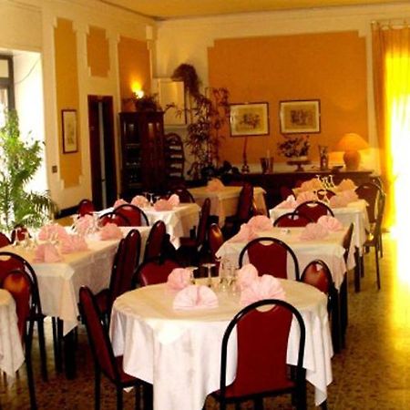 Hotel Delle Rose Capaccio Exteriör bild
