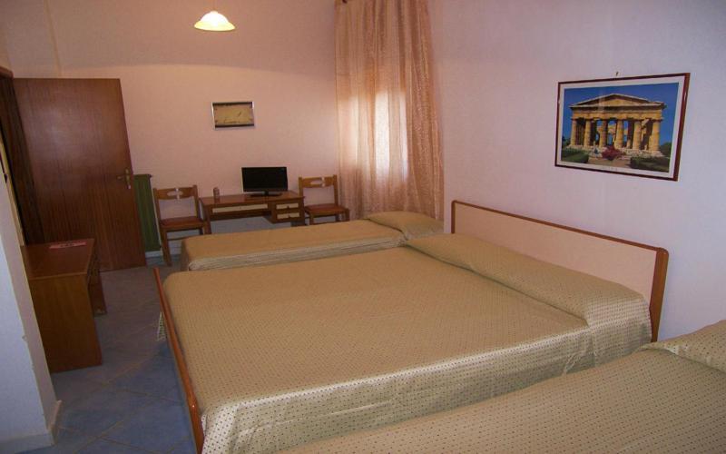 Hotel Delle Rose Capaccio Rum bild